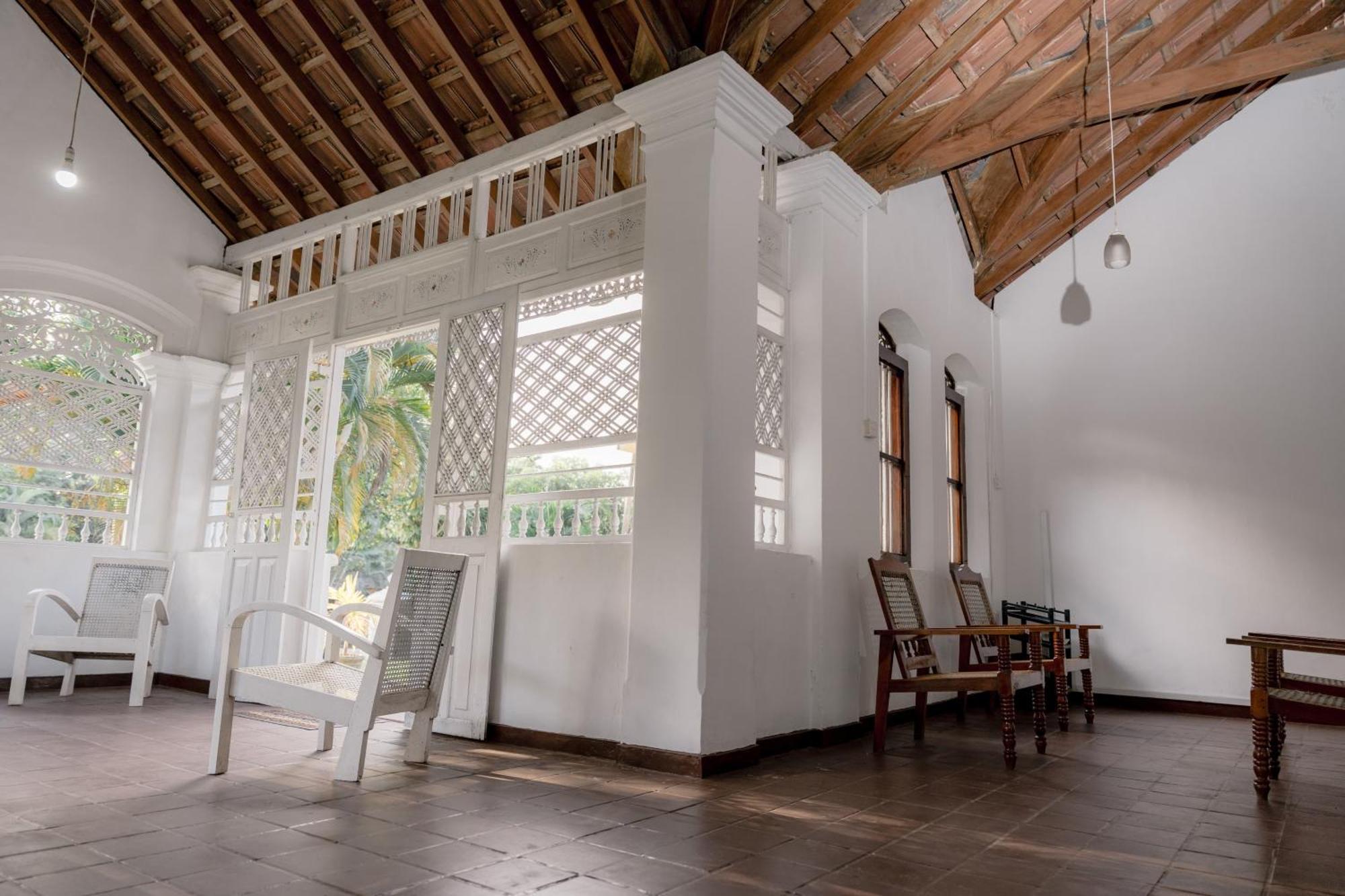 Colonial Bungalow Tangalle Exterior photo